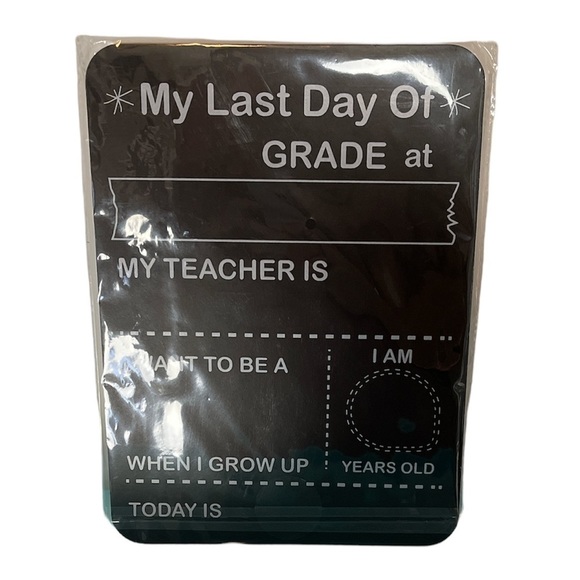 FIRST DAY & LAST DAY OF SCHOOL CHALKBOARD SIGN - BRAND NEW! - Picture 2 of 4